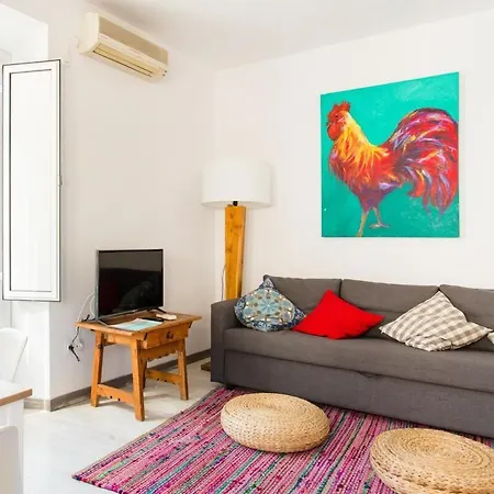 Apartamento Light-filled In The Heart Of