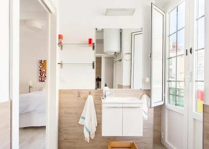 Light-filled In The Heart Of Apartamento